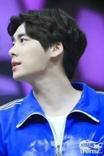 校草明星,校草明星的璀璨人生